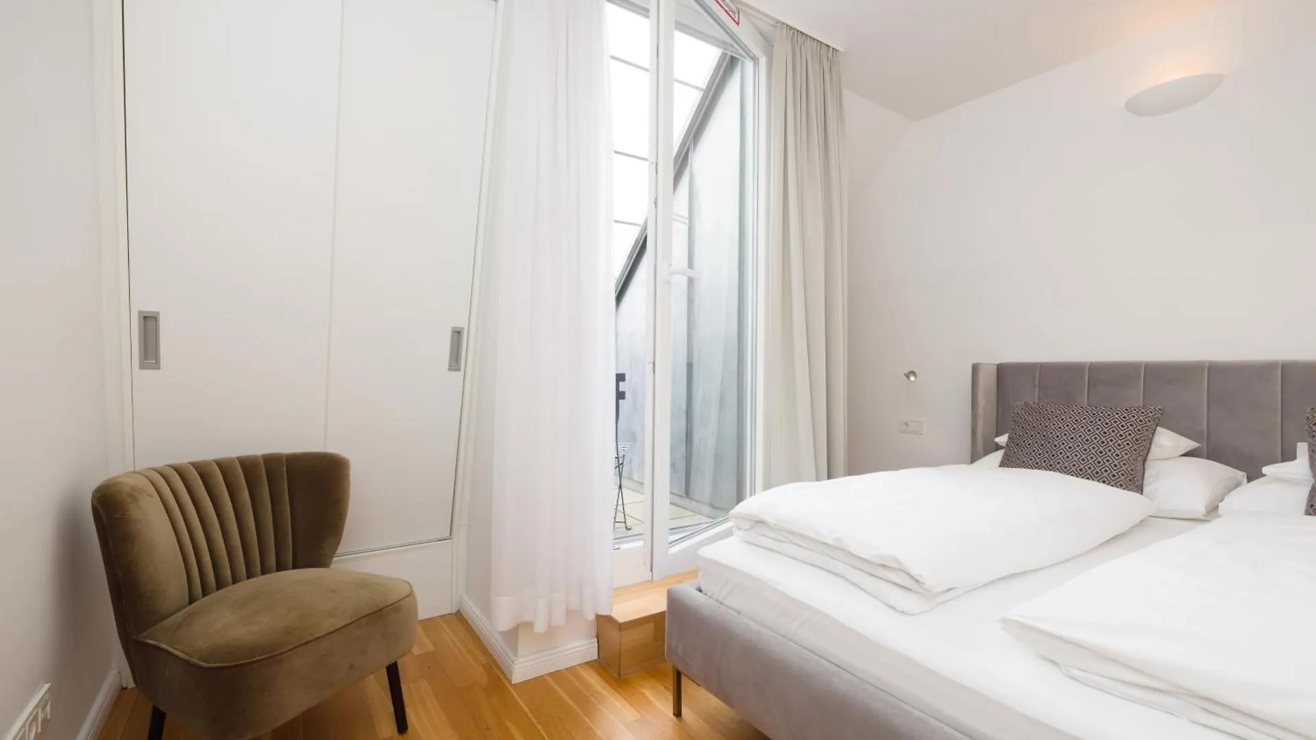 Rafael Kaiser - Premium Apartments City Centre - Contactless 24H Check-In Viena Austria