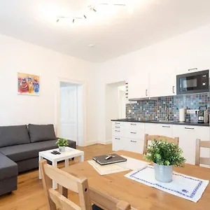 Apartment 14 C&j's, Wien