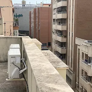 https://malaga-centro-habitaciones-privada-en-apartamento-compartidos.1costadelsol.com